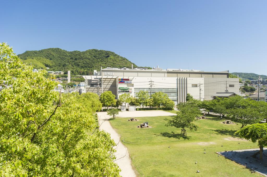 Hotel Hiroshima Sunplaza Exterior photo
