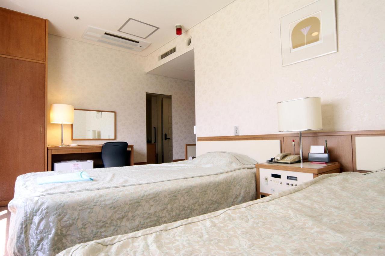 Hotel Hiroshima Sunplaza Exterior photo