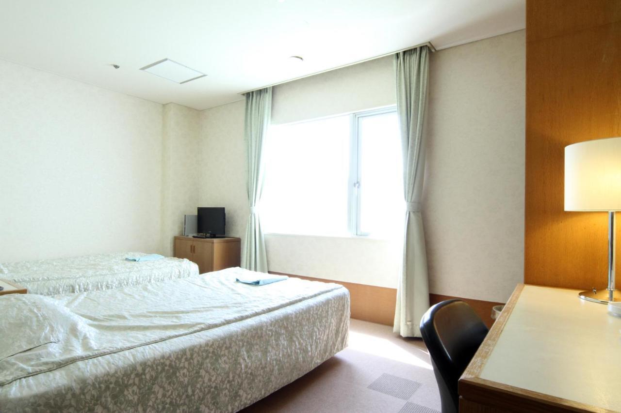 Hotel Hiroshima Sunplaza Exterior photo